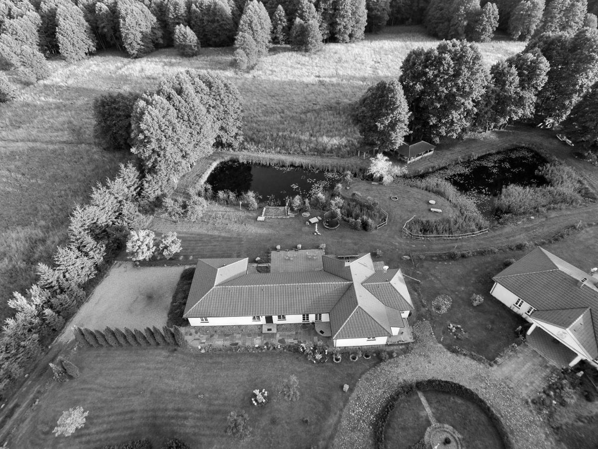 Villa Pod Orlem Wałcz Exterior foto