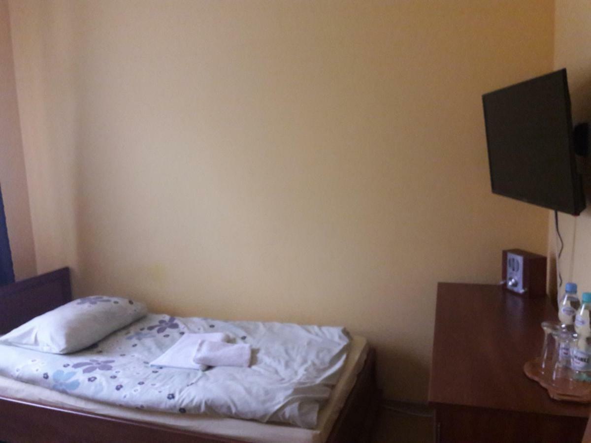 Villa Pod Orlem Wałcz Exterior foto